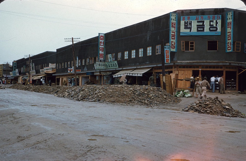 31251501498_5373f1c236_k