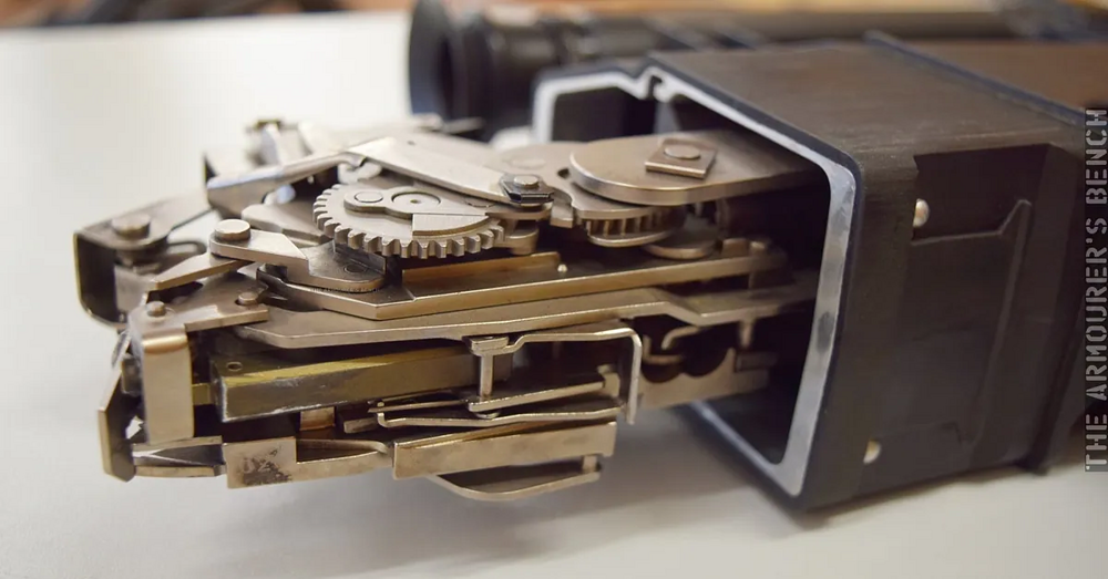inside-the-space-magic-disassembling-hk-s-g11