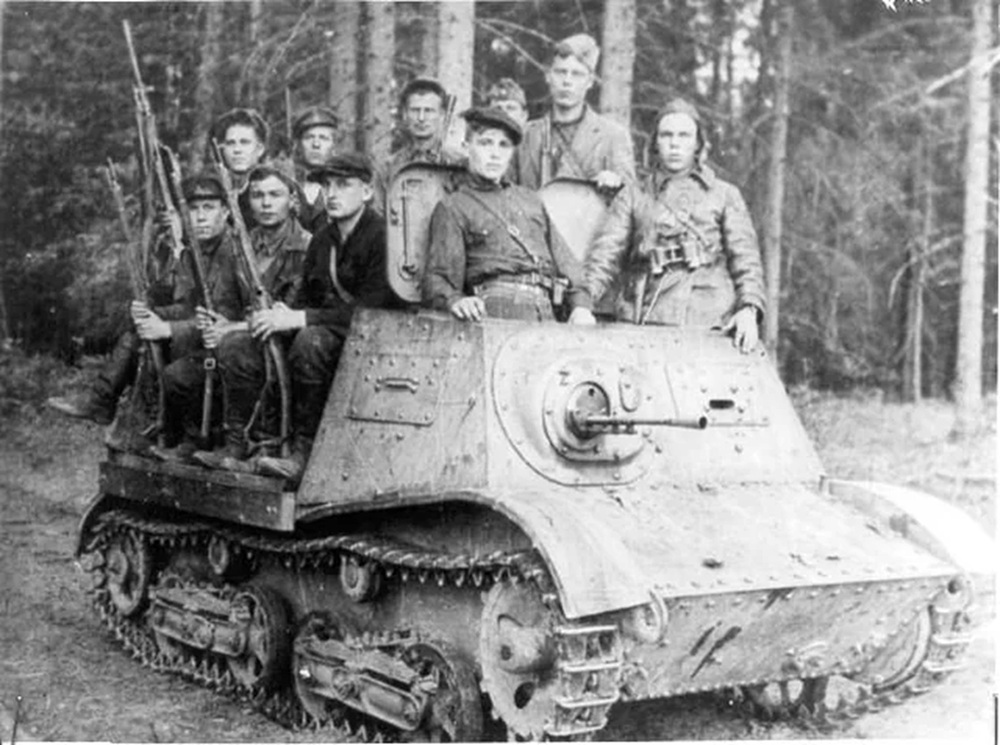 T-20 armored tractor Komsomolets real
