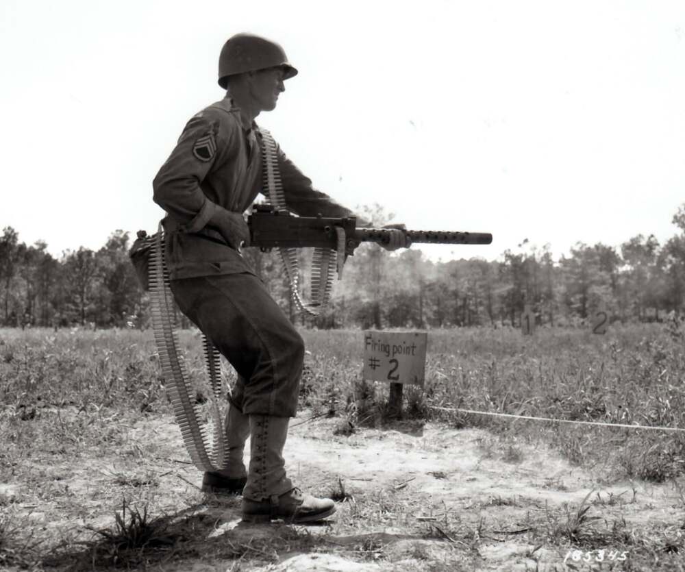 us-weapons-training-1943
