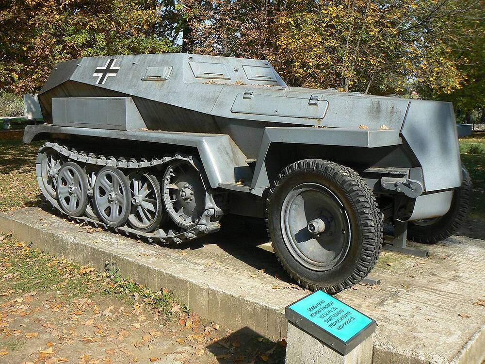 1469198090_sd.kfz.250-alte