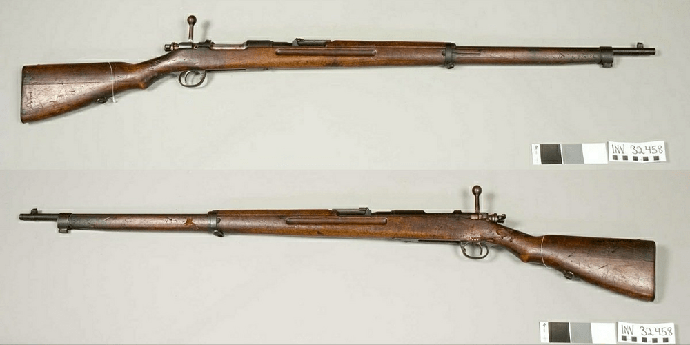 Type 30 rifle - 6.5×50mm Arisaka - 5 rounds - one intresting note is that a copy of this rifle was produced by the Manchurian puppet troops of the Japanese