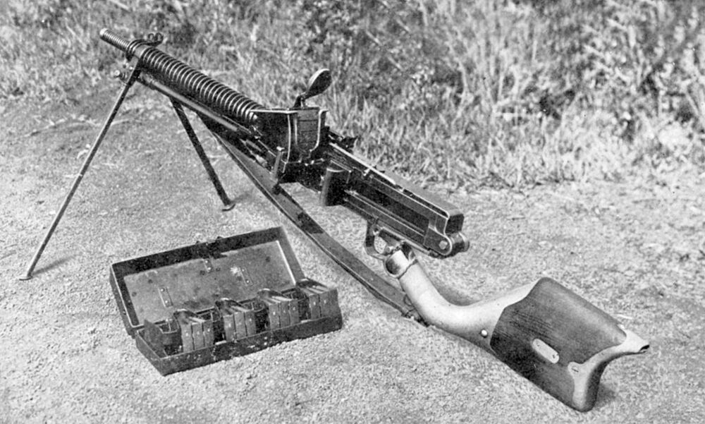 1200px-Japanese_Type_11_LMG_from_1933_book