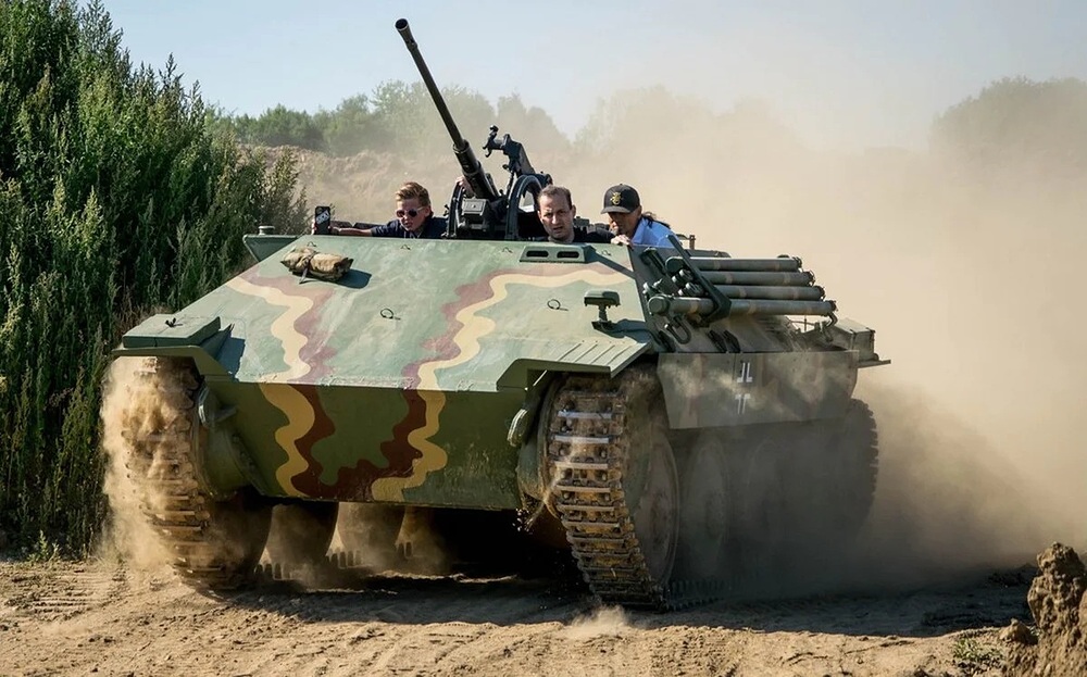 Bergepanzer-38t-courtesy-Overloon-Museum.-1