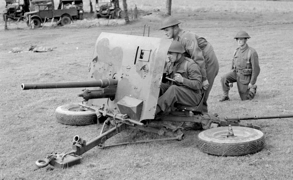 40mm QF 2-Pdr