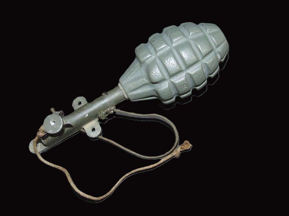 ww2-us-m1a1-pressure-firing-device-booby-trap_71145_pic1_size4