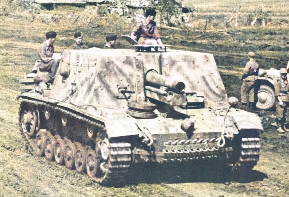 schweres-infanterie-geschutz-33-20-2048x1398