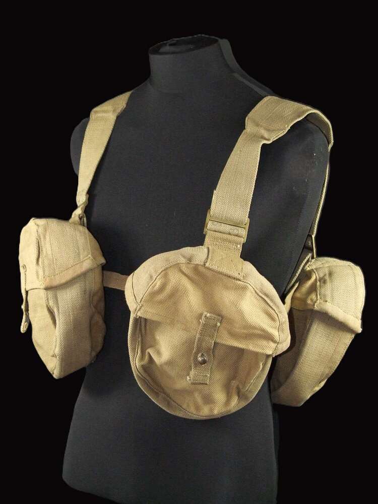 1918-dated-lewis-gun-magazine-carriers-s-african-modified_57020_main_size3