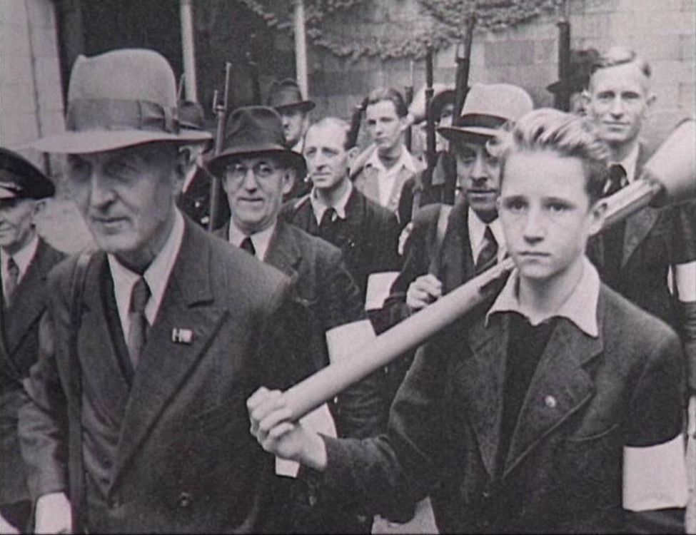 975px-Фольксштурм8