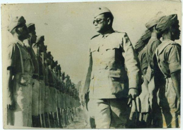 netaji-with-his-army
