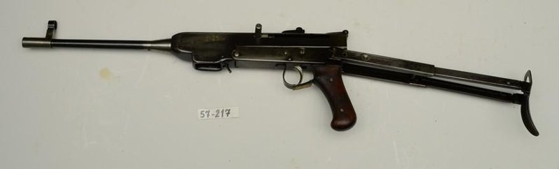 4743370