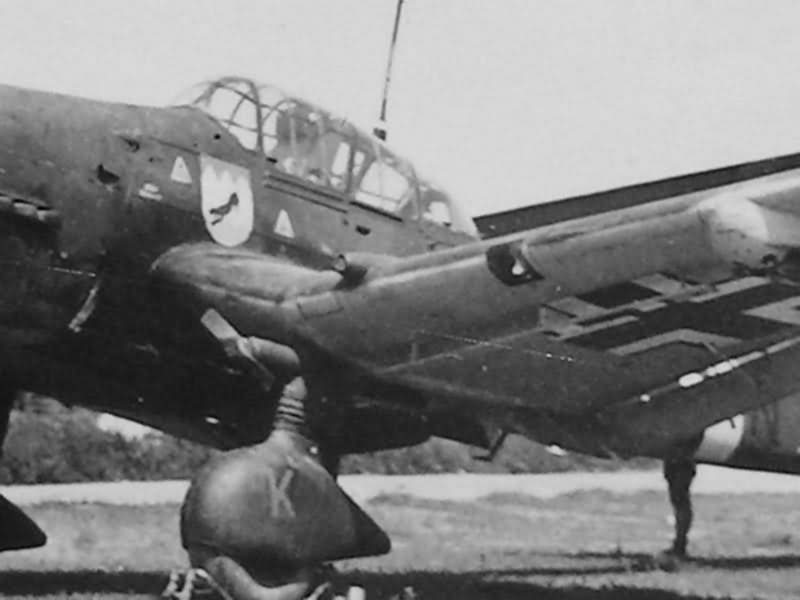 Junkers-Ju-87D-Stuka-5.StG77-(S2+KN)-Russia-1942-01