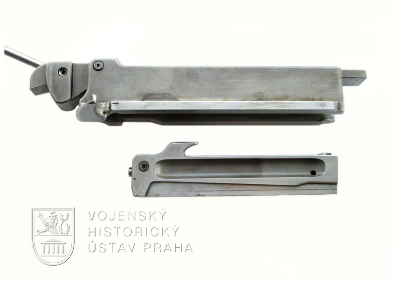 100-samonabíjecí-puška-ZK-381-5