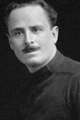 0_STE-History-Steve-Cliffe-editor-of-Stockport-Heritage-Magazine-Oswald-Mosley-as-a-blackshirt-193
