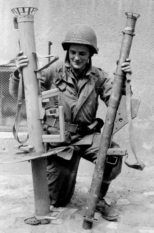 1774414576058236264680433006504