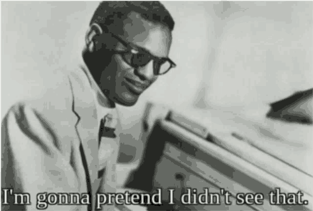 im-gonna-pretend-i-didnt-see-that-meme