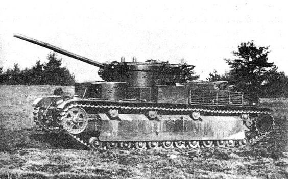 a-t-28-with-a-experimentally-installed-85mm-gun-1940-v0-av6if3zefvt81