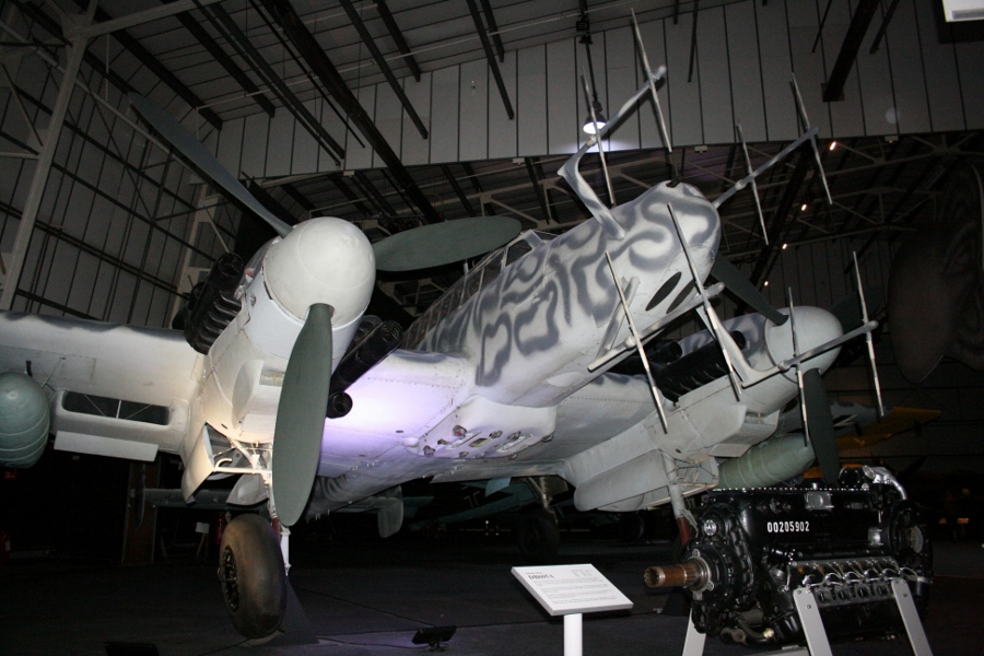 raf-hendon-bf-110-night-fighter-2012-7-900x600