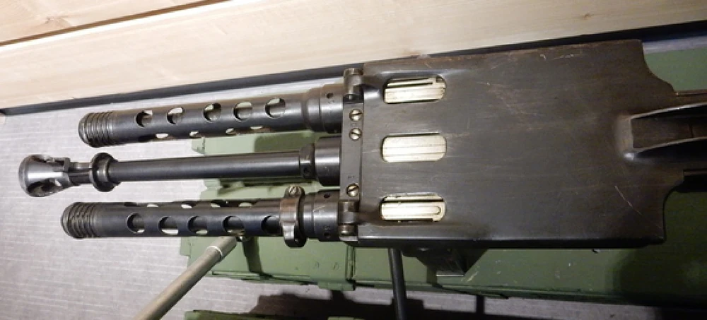 SpasovM1944triplesmg2