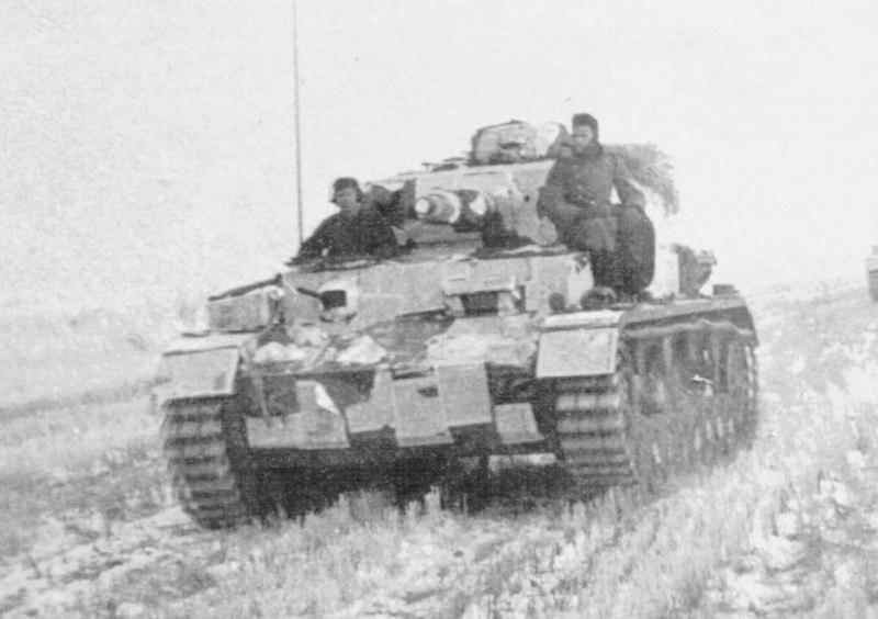 1940-маскировка-газеты-танк-6018617