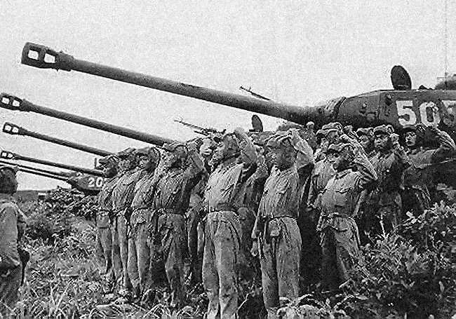North Korean IS-2 Regiment during the Korean War