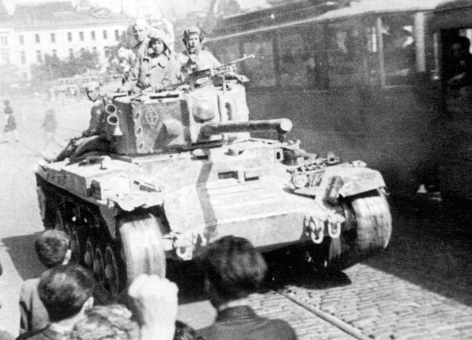valentine9ussr23-40fc5faa94d5370ea21a299d5f4a1b79