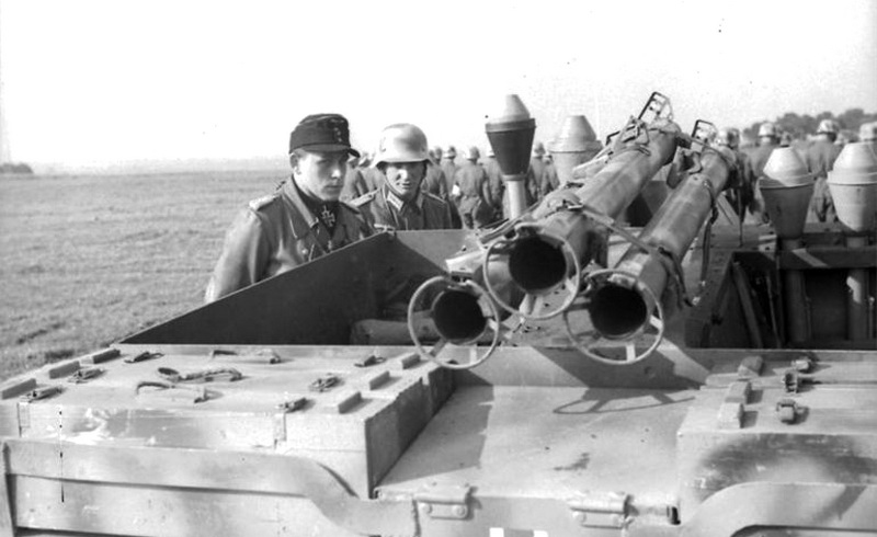 universal_3PzGrenDiv-05