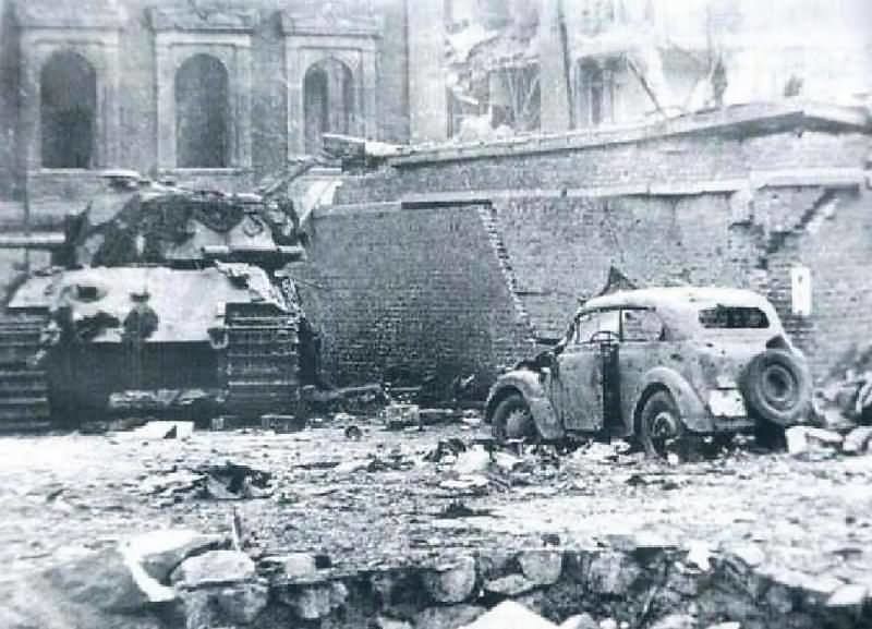 17028010362_3b49262f55_c