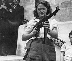 Nicole,_a_French_Partisan_Who_Captured_25_Nazis_in_the_Chartres_Area,in_Addition_to_Liquidating_Others-NARA-5957431-_cropped